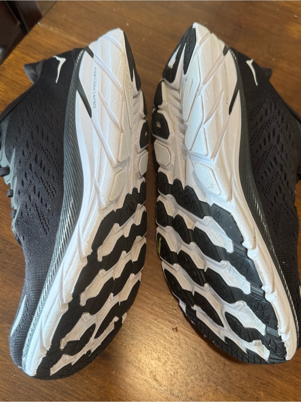 Hoka Womens 9.5D Running Shoes Black Clifton 8 Lightweight Cushioned Athletic - Picture 4 of 11